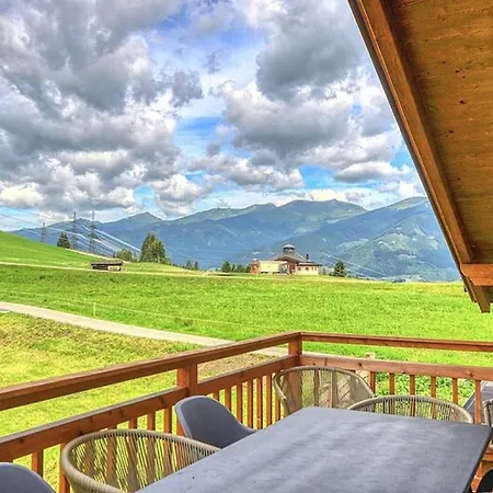 With Uniterrupted Views Of The Kitzsteinhorn Arena * Salzburg